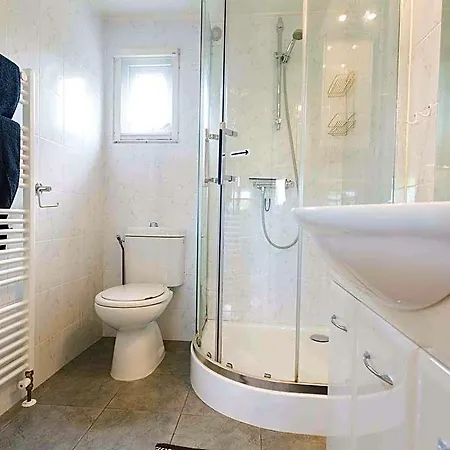 Hotel Comfortable With Dishwasher 3*